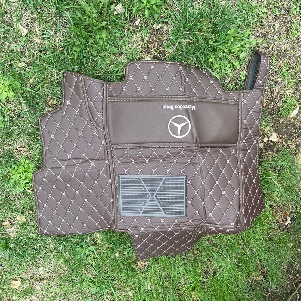 QUILTED leather Brown and white Mercedes benz SUV faux leatherette floor Mat - Picture 4 of 10